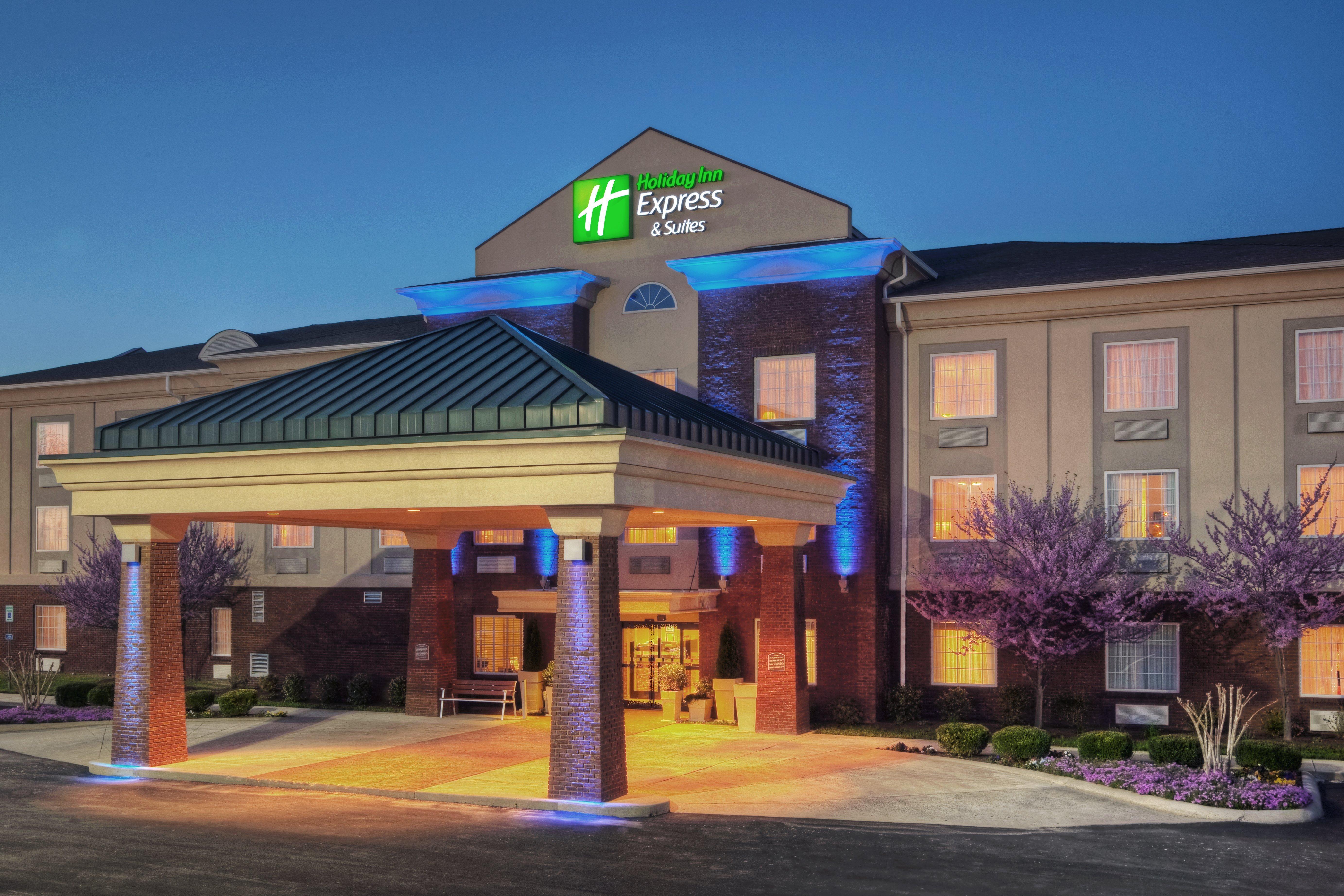 Holiday Inn Express Hotel & Suites Manchester Conference Center By Ihg Eksteriør bilde