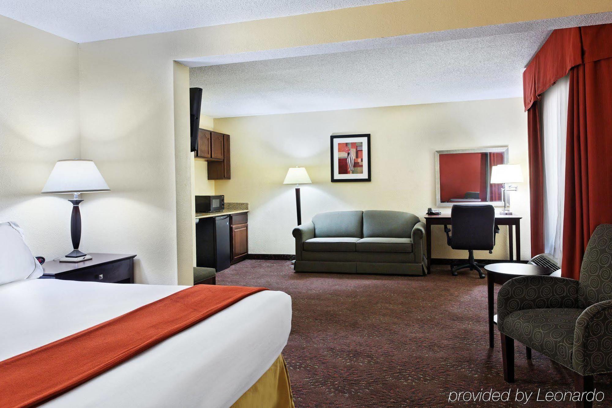 Holiday Inn Express Hotel & Suites Manchester Conference Center By Ihg Eksteriør bilde
